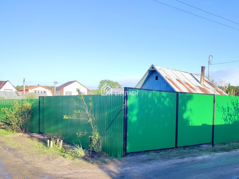 Забор из профнастила с полимерным покрытием "Зеленый лист" 