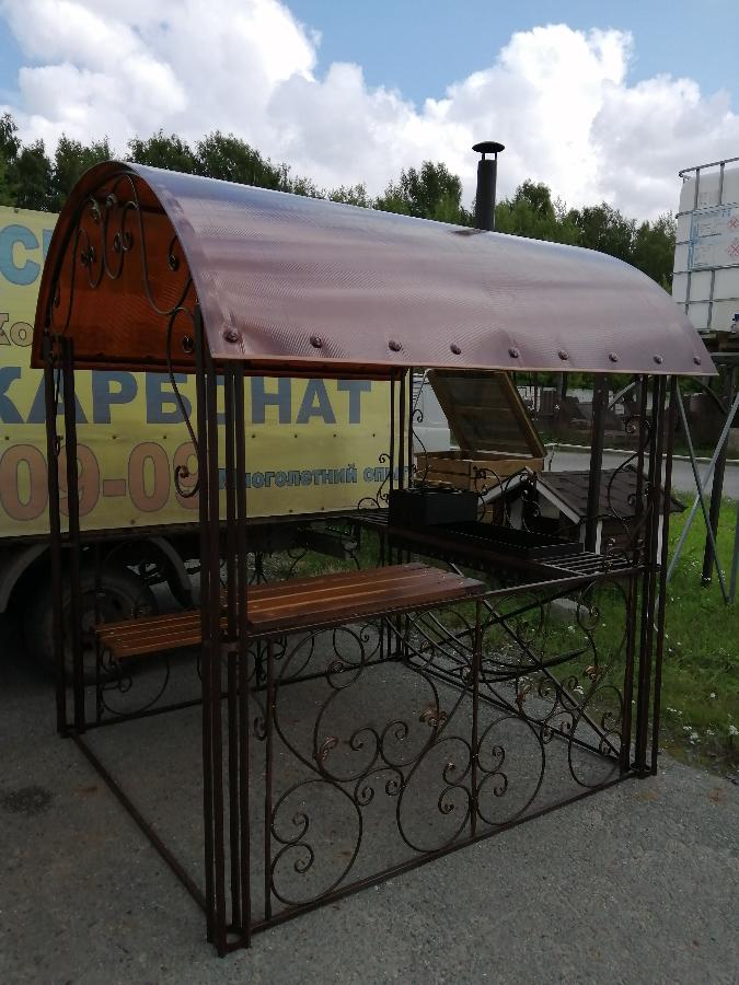 Мангальная беседка с вытяжкой, подказанником №1